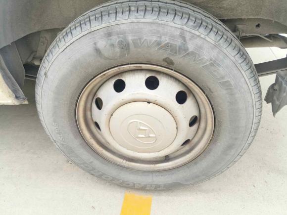 [台州·浙J] 二手上汽大通MAXUS新途V802017款 2.5T 6挡手动傲运通国V短轴中顶5/6/10座