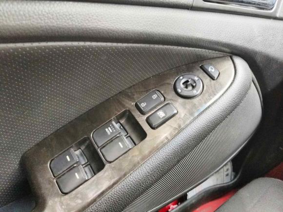 [武汉·鄂W] 二手起亚起亚K52012款 2.0L 自动DLX