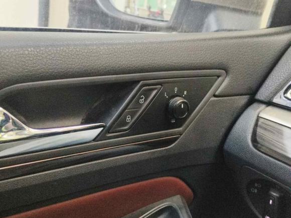 [嘉兴·浙F] 二手大众凌渡2015款 330TSI DSG舒适版