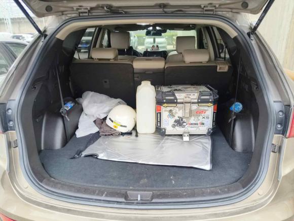 [西安·陕U] 二手现代胜达2013款 3.0L 四驱旗舰版 7座 欧IV