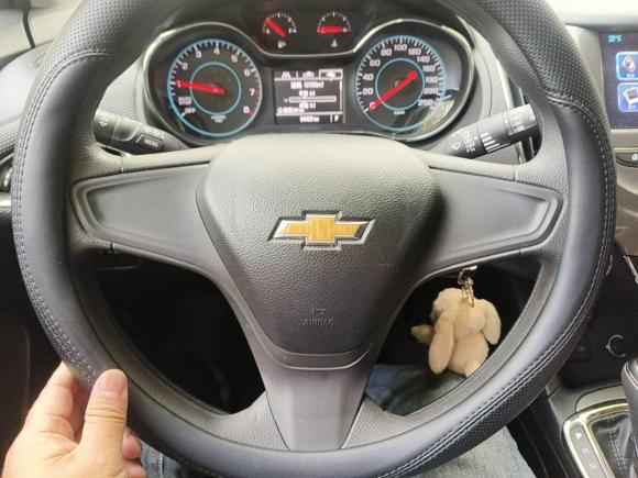 [苏州·苏E] 二手雪佛兰科鲁兹2018款 两厢 320 自动先锋天窗版