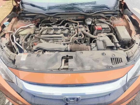 [青岛·鲁B] 二手本田思域2016款 220TURBO 手动豪华版