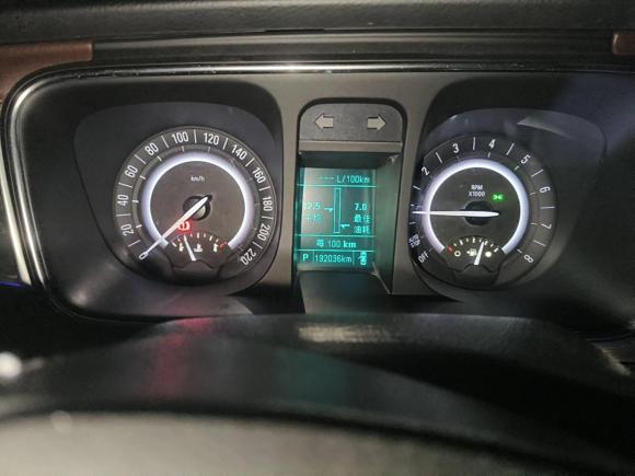 [广州·粤A] 二手别克别克GL82017款 25S 舒适型 国V