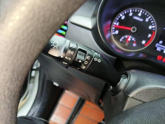 [嘉兴·浙A] 二手起亚起亚K22017款 三厢 1.4L AT GLS