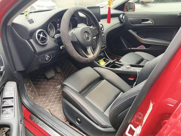 [西安·陕A] 二手奔驰奔驰GLA2016款 GLA 200 时尚型