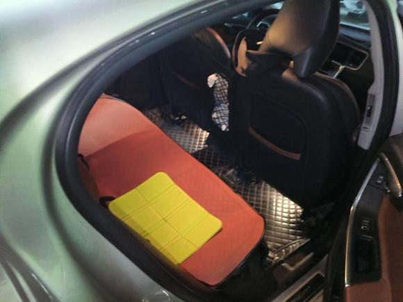 [青岛·鲁U] 二手沃尔沃沃尔沃S602017款 S60L T5 智驭版