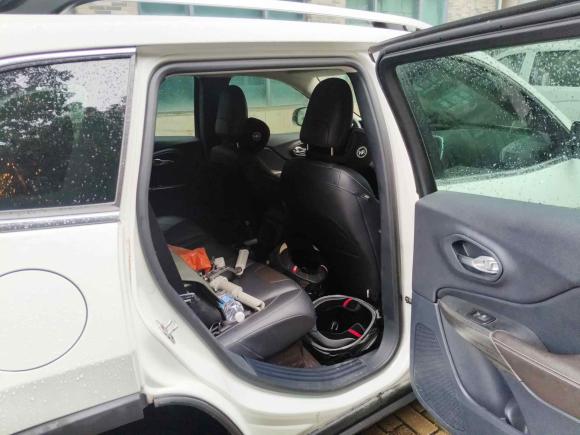 [无锡·皖A] 二手Jeep自由光2020款 2.0L 两驱经典运动版