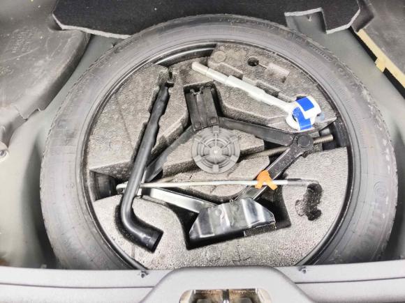 [南昌·赣M] 二手沃尔沃沃尔沃XC602013款 T5 智雅版