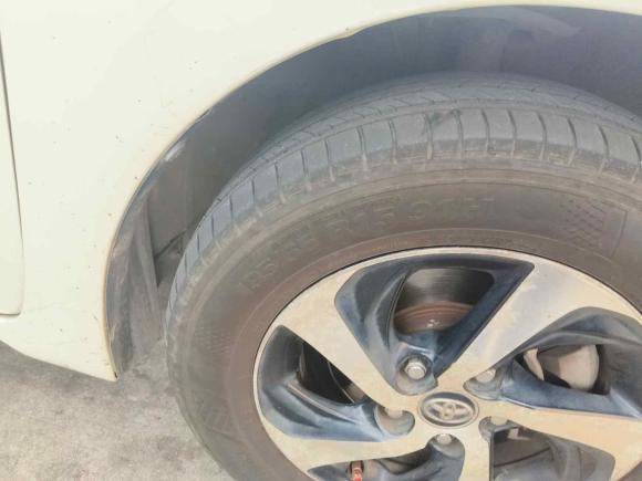 [广州·粤A] 二手丰田雷凌2017款 改款双擎 1.8H GS E-CVT精英天窗版 国V