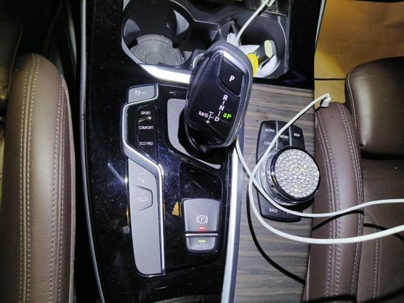 [深圳·粤B] 二手宝马宝马X32020款  xDrive28i M运动套装