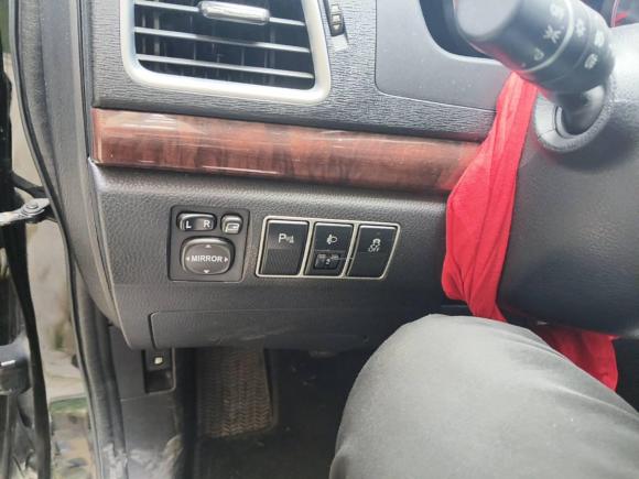 [成都·川G] 二手哈弗哈弗H62015款 改款 运动版 1.5T 手动两驱精英型