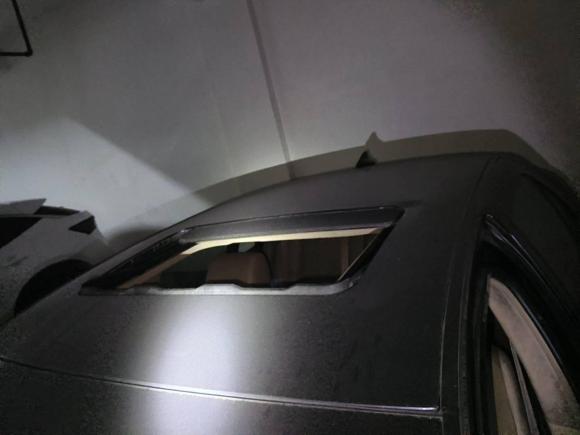 [深圳·粤B] 二手凯迪拉克SLS赛威2011款 2.0T 精英型