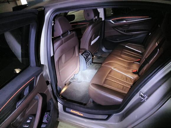 [上海·沪J] 二手宝马宝马5系2018款 改款 530Li 领先型 豪华套装