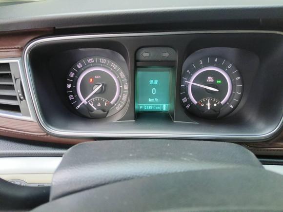 [无锡·苏B] 二手别克别克GL82017款 25S 豪华型 国V