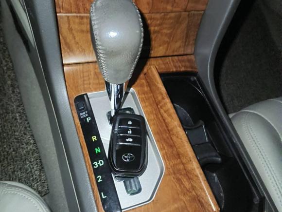 [温州·浙C] 二手丰田凯美瑞2011款 200G 经典周年纪念版