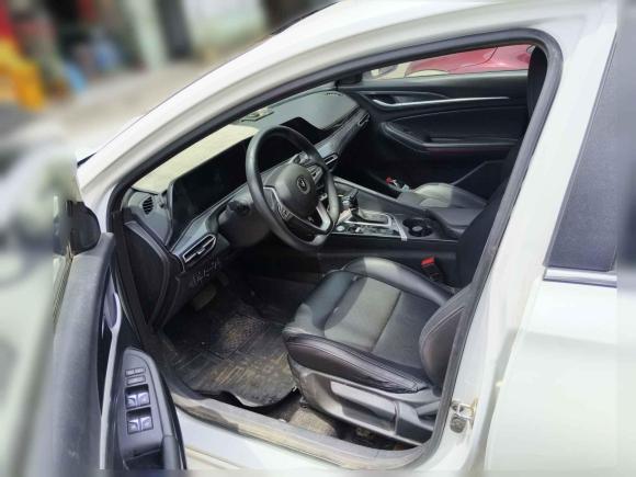 [南昌·赣A] 二手长安逸动2020款 PLUS 1.6L GDI 自动豪华型