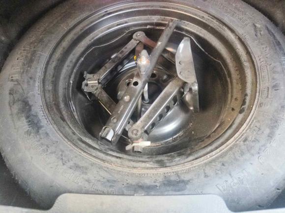 [成都·川A] 二手Jeep自由客2014款 2.4L 运动版