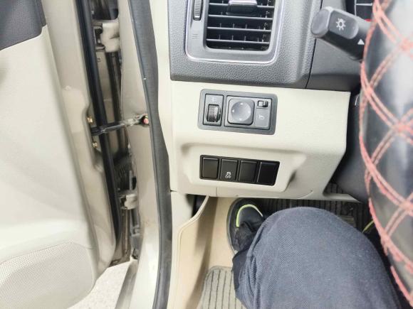 [上海·沪C] 二手东风风行风行S5002016款 1.5L 手动豪华型