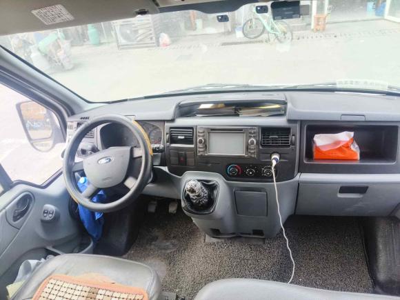 [上海·沪M] 二手福特新世代全顺2009款 2.4T柴油标准型短轴中顶国III