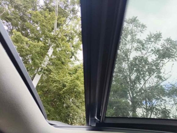 [上海·沪B] 二手奔驰奔驰GLA2016款 GLA 220 4MATIC 豪华型