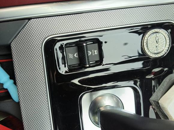 [广州·粤A] 二手捷豹捷豹XEL2021款 2.0T 250PS R-DYNAMIC S进取运动版