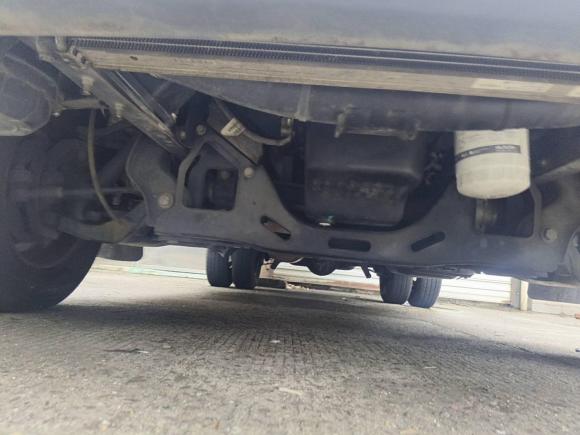 [常州·苏D] 二手依维柯依维柯得意2020款 2.5T A35客车单胎中顶5-9座侧移门国V