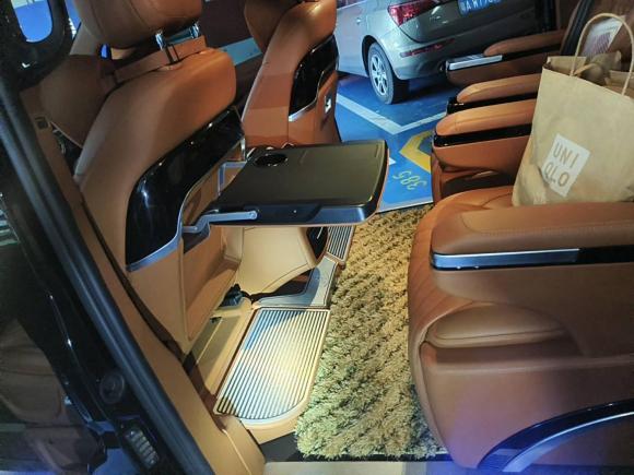 [广州·粤A] 二手奔驰威霆2021款 2.0T 商务版 7座