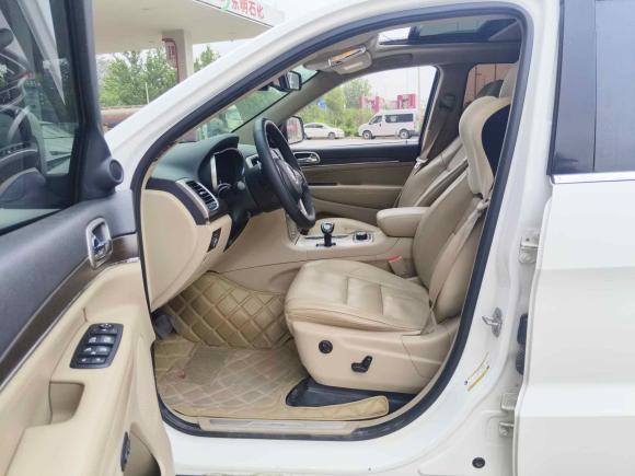 [济南·鲁P] 二手Jeep大切诺基2015款 3.6L 豪华导航版