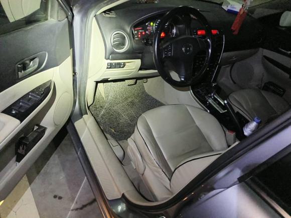 [南京·苏A] 二手马自达马自达62012款 2.0L 自动时尚型