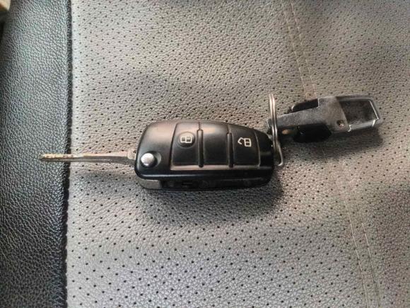 [上海·沪A] 二手江汽集团瑞风2012款 1.9T穿梭 柴油舒适型HFC4DB1-2C