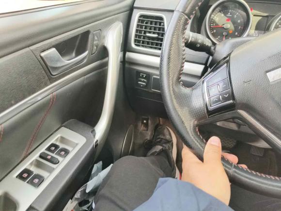 [南通·苏F] 二手哈弗哈弗M62017款 1.5T 自动两驱精英型