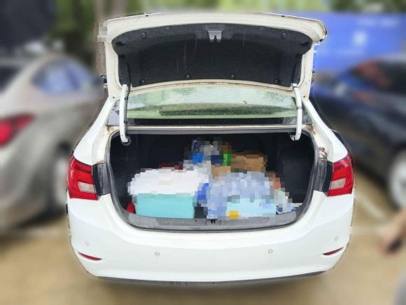 [武汉·鄂A] 二手别克英朗2015款 15N 手动精英型