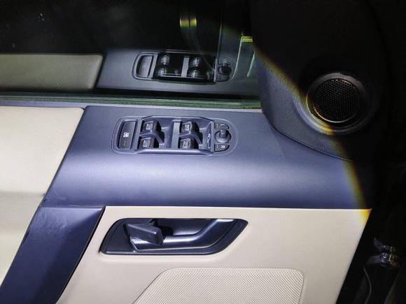 [深圳·粤B] 二手路虎神行者22011款 2.2T SD4 SE柴油版