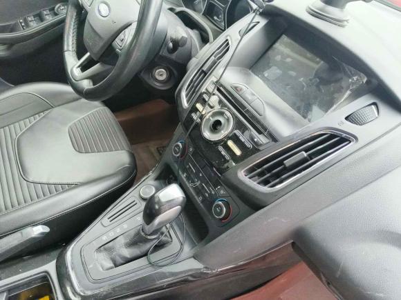 [佛山·粤Y] 二手福特福克斯2017款 三厢 1.6L 自动风尚型智行版