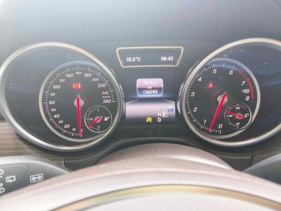 [广州·粤A] 二手奔驰奔驰GLE2019款 GLE 320 4MATIC 动感型臻藏版