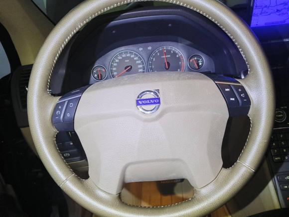 [广州·粤A] 二手沃尔沃沃尔沃XC902010款 2.5T AWD