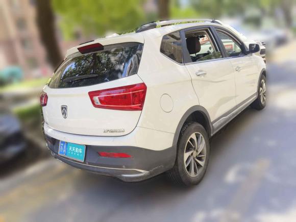 [上海·苏A] 二手宝骏宝骏5602017款 1.5T DCT尊享型