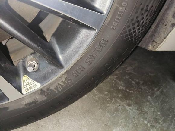 [广州·粤A] 二手丰田雷凌2016款 双擎 1.8H GS E-CVT精英天窗版