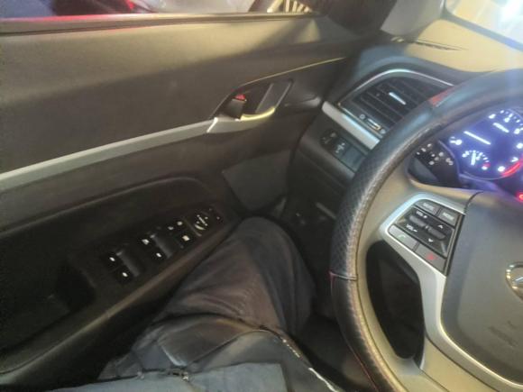 [上海·沪D] 二手现代领动2016款 1.6L 自动智炫·精英型