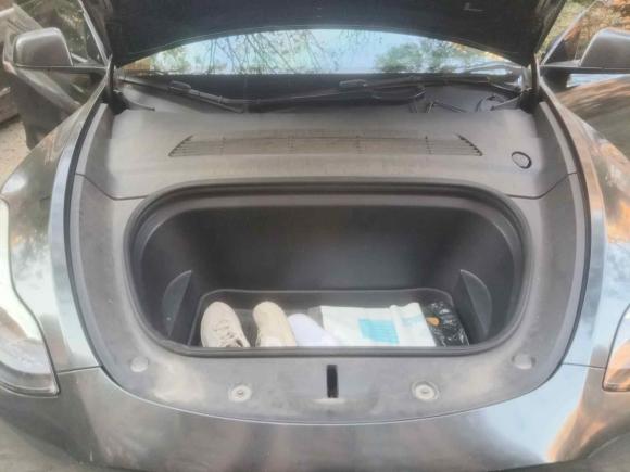 [上海·沪A] 二手特斯拉Model Y2021款 标准续航后驱版