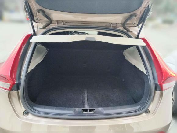 [上海·沪C] 二手沃尔沃沃尔沃V402014款 2.0T 智雅版