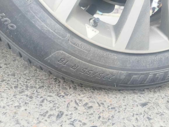 [西安·陕U] 二手斯巴鲁傲虎2014款 2.5i 雅尚尊贵版