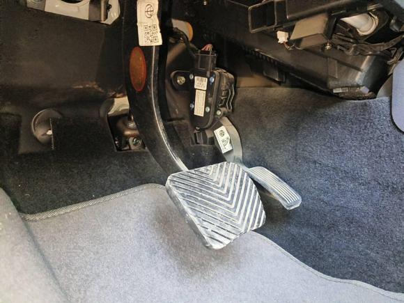 [青岛·鲁B] 二手中华中华V32017款 1.5L 自动舒适型