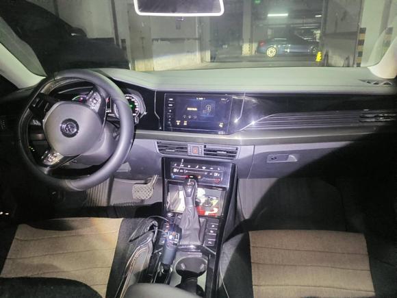 [上海·沪A] 二手大众帕萨特新能源2020款 430PHEV 混动精英版 国VI