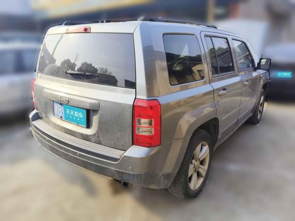 [宁波·浙B] 二手Jeep自由客2014款 2.4L 运动版