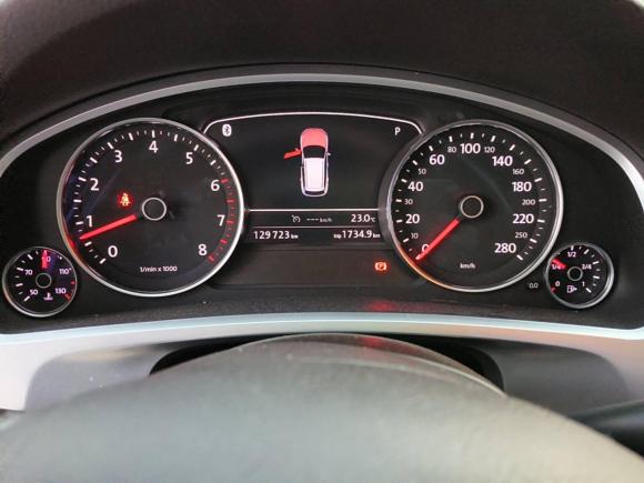 [深圳·粤B] 二手大众途锐2011款 3.0TSI 高配型