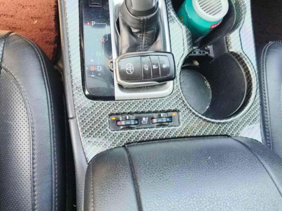 [南通·沪D] 二手丰田汉兰达2017款 2.0T 四驱至尊版 7座