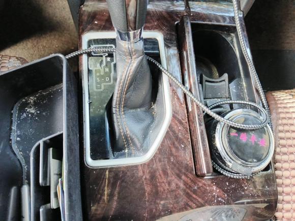 [苏州·苏E] 二手丰田凯美瑞2016款 2.0G 十周年纪念豪华版