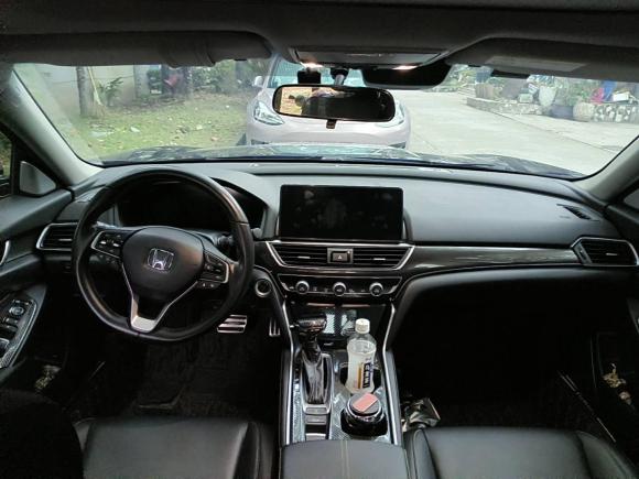 [上海·苏U] 二手本田雅阁2022款 260TURBO 幻夜·尊贵版