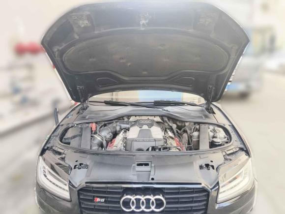 [深圳·粤P] 二手奥迪奥迪A82011款 A8L 3.0 TFSI quattro豪华型(213kW)